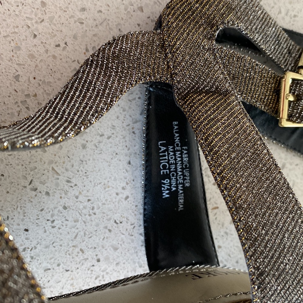 Audrey-Brooke , Size 9 .5 Silver and gold . Very clean shoe. Wore only once . - Picture 7 of 7